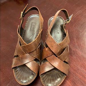Born leather sandals